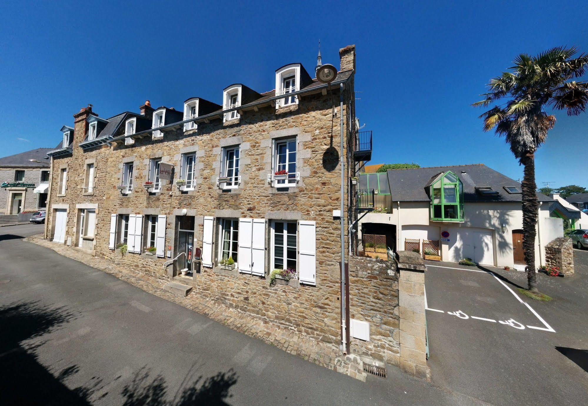 Contact Hotel - Hotel Le Lion D'Or Lamballe Luaran gambar