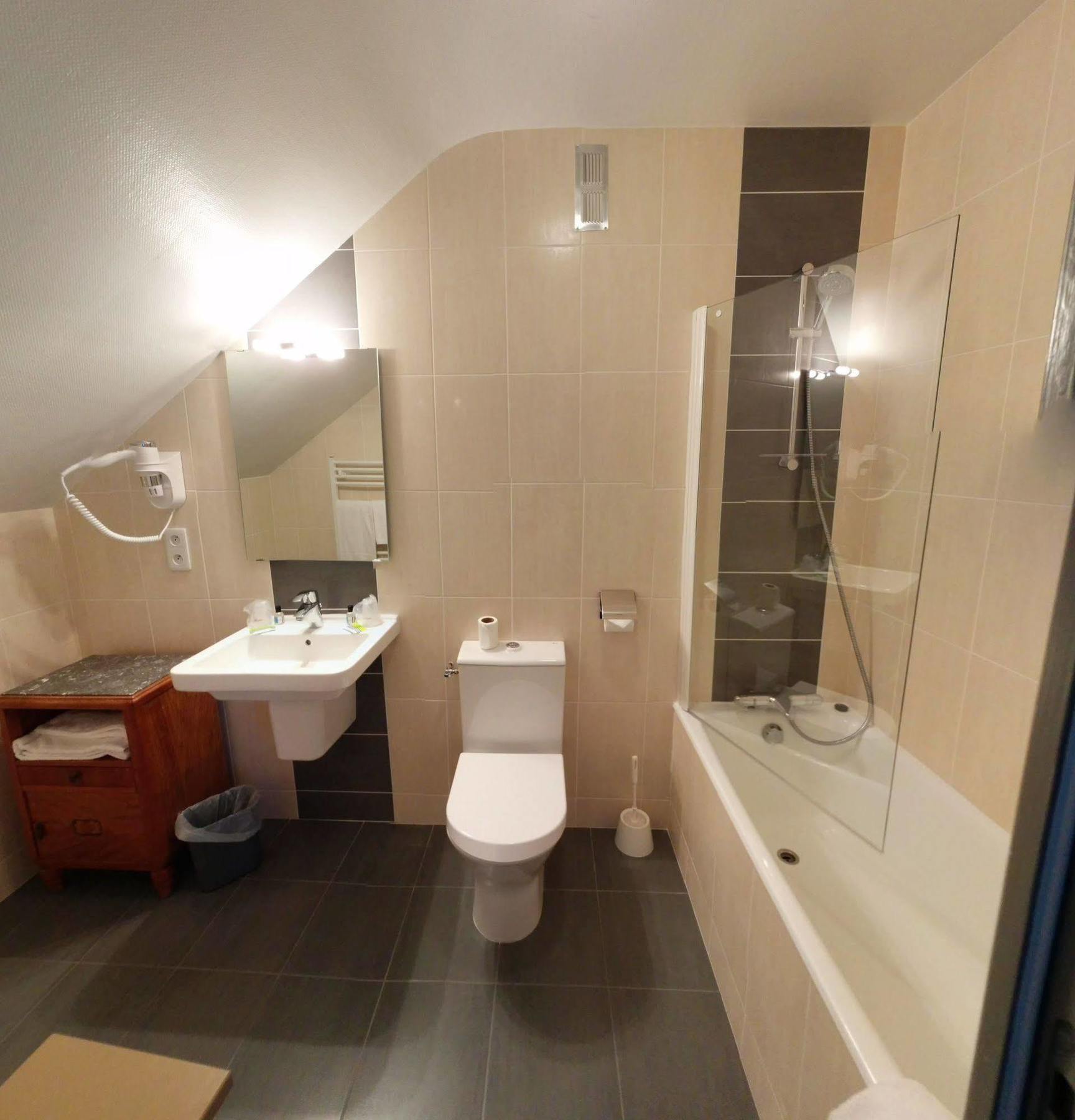 Contact Hotel - Hotel Le Lion D'Or Lamballe Luaran gambar