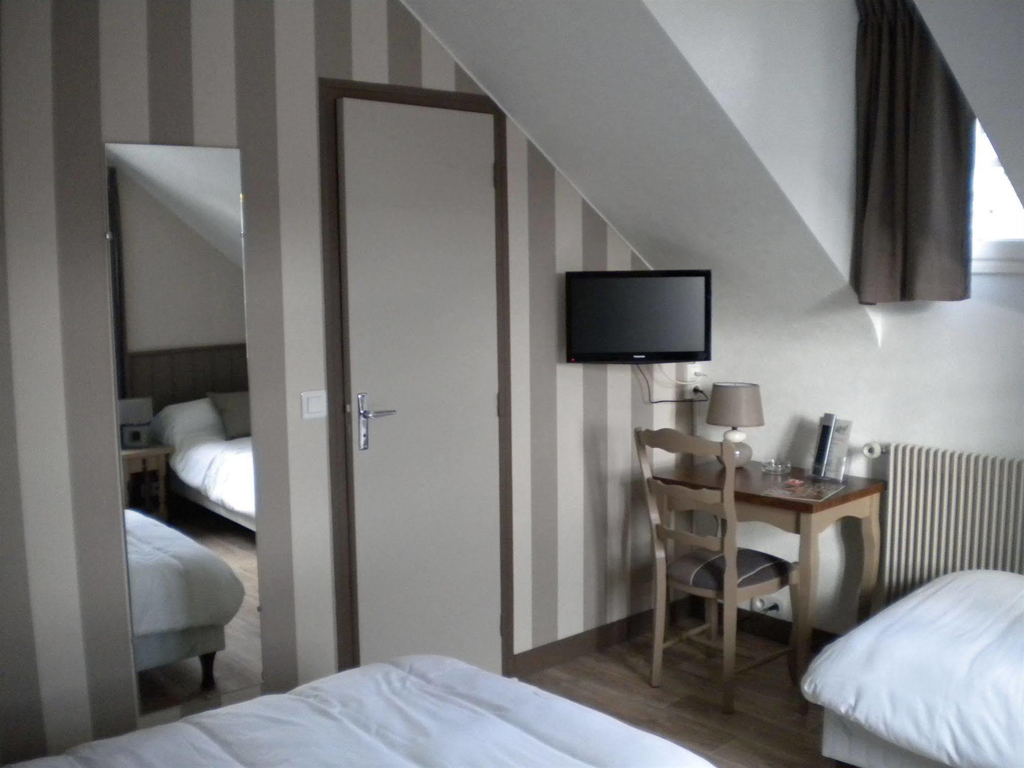 Contact Hotel - Hotel Le Lion D'Or Lamballe Luaran gambar