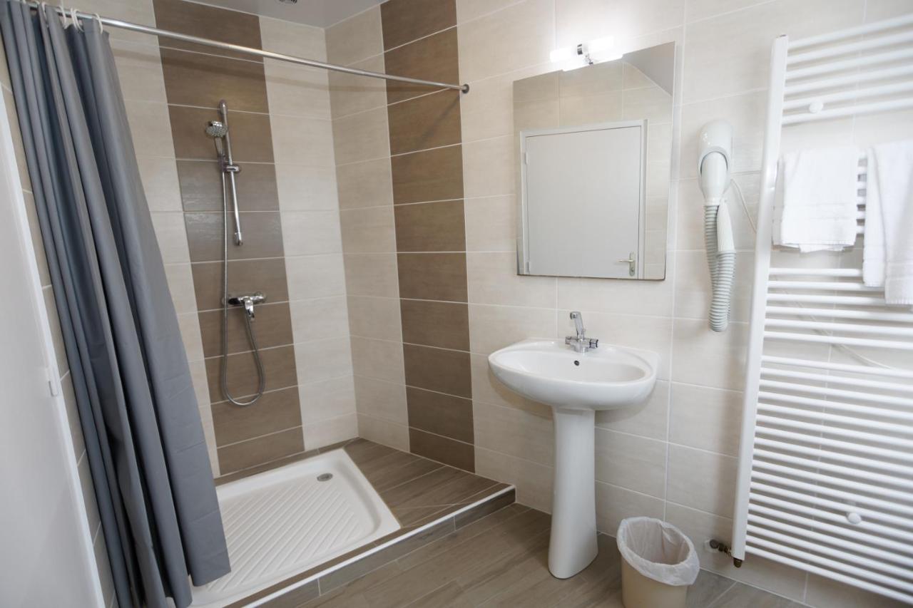 Contact Hotel - Hotel Le Lion D'Or Lamballe Luaran gambar